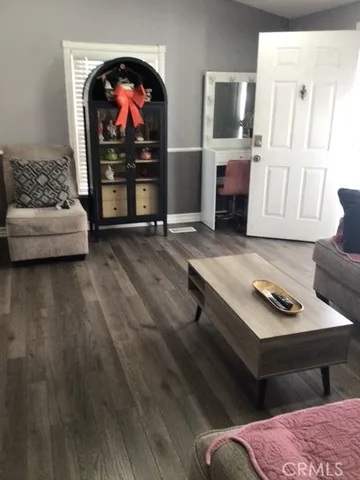 $160,000 | 7560 Woodman Place, Unit 75, Van Nuys, CA 91405