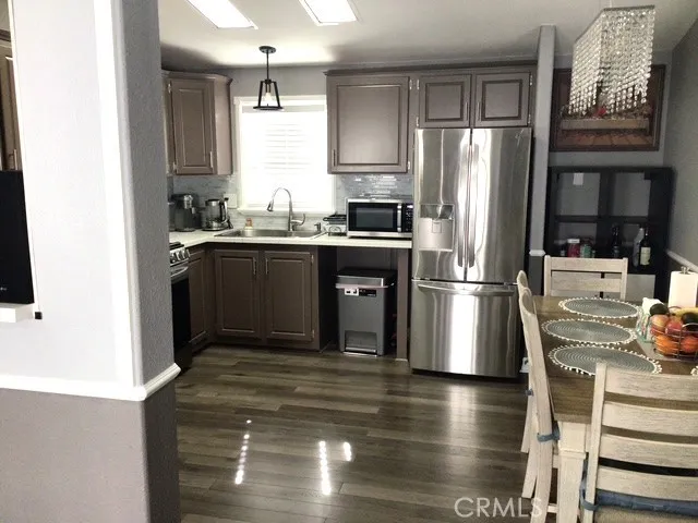 $160,000 | 7560 Woodman Place, Unit 75, Van Nuys, CA 91405