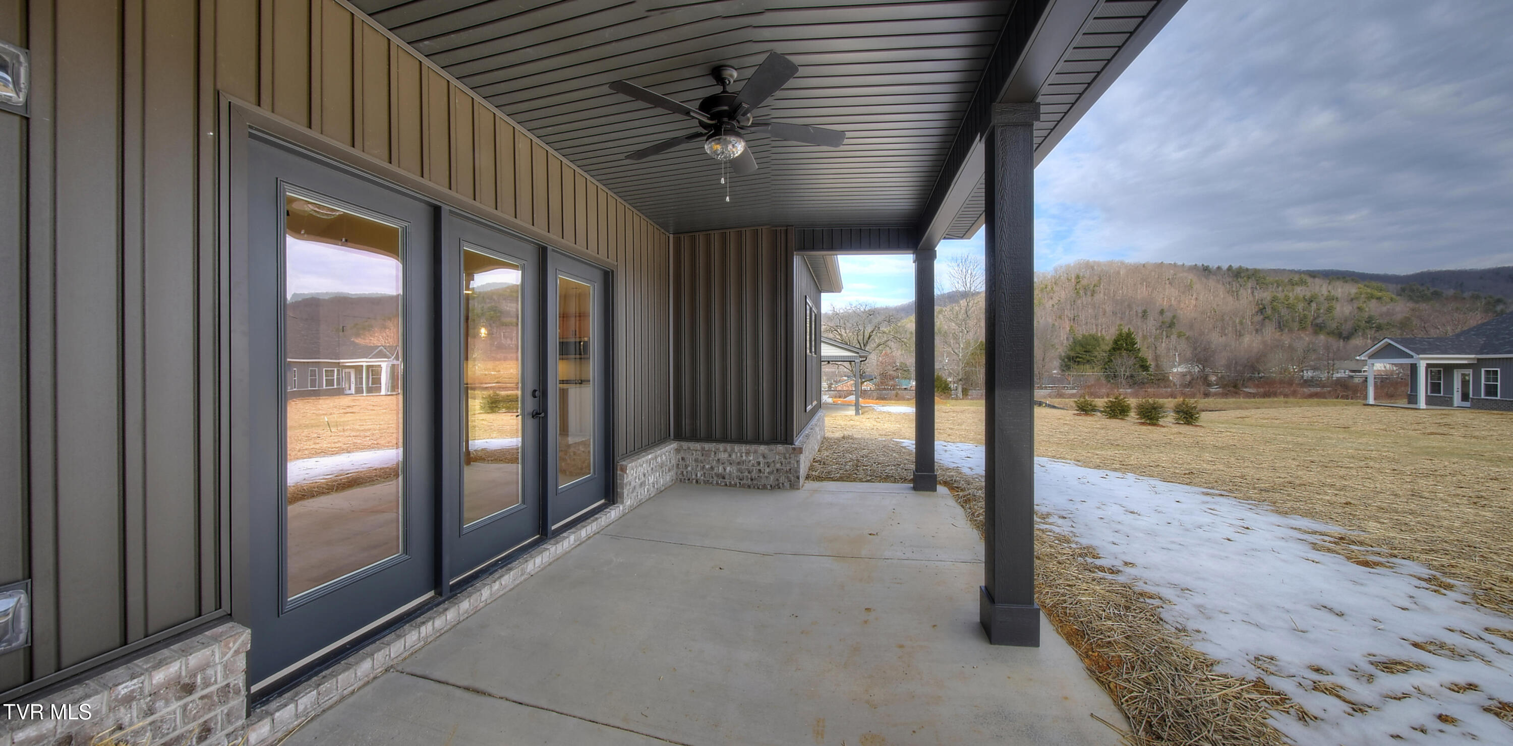 1207 Brown Road Erwin, TN 37650 - Photo 21 of 22 DSC_0607_08_09_10_11_12_stitch