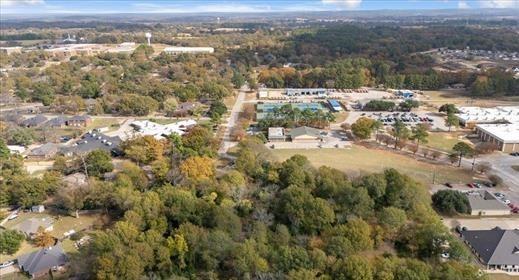 511 South Baker Street Lindale, TX 75771 - Photo 6 of 10 a view of a city