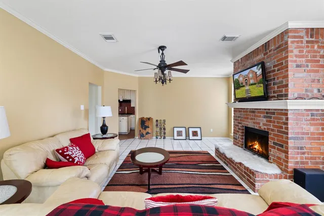 $3,500 | 2116 Houlton Lane, Plano, TX 75025