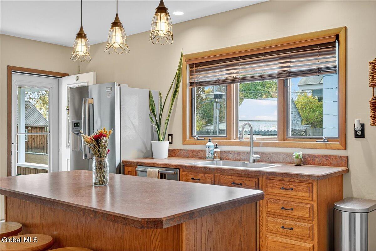 9 Cuthbert Street Scotia, NY 12302 - Photo 19 of 41 28-9 CUTHBERT-14