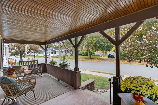 $299,900 | 9 Cuthbert Street, Scotia, NY 12302