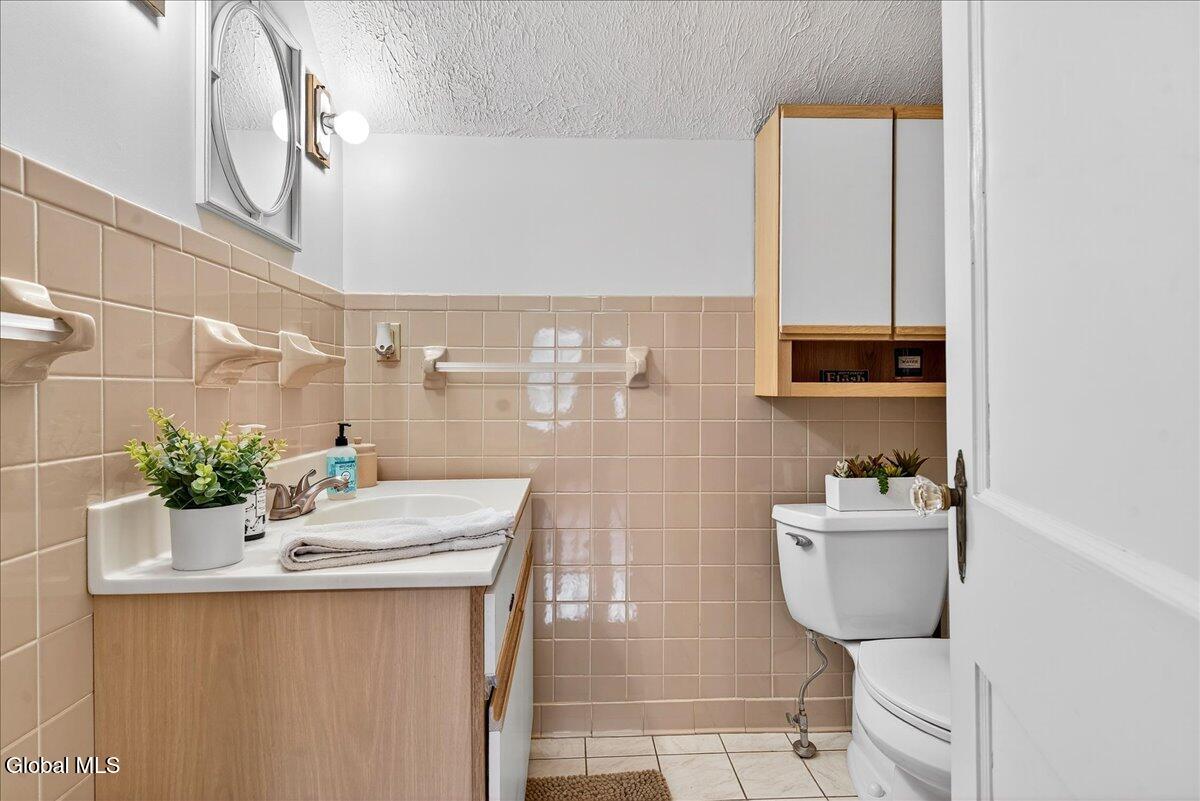 9 Cuthbert Street Scotia, NY 12302 - Photo 33 of 41 18-9 CUTHBERT-24