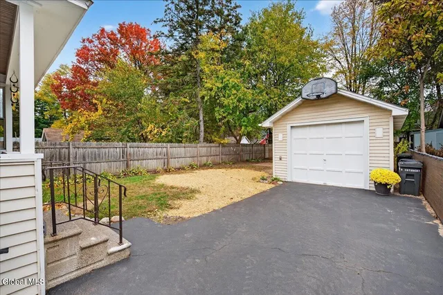 $299,900 | 9 Cuthbert Street, Scotia, NY 12302