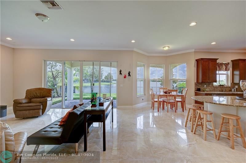 8631 Lakeside Bend Parkland, FL 33076 - Photo 13 of 71