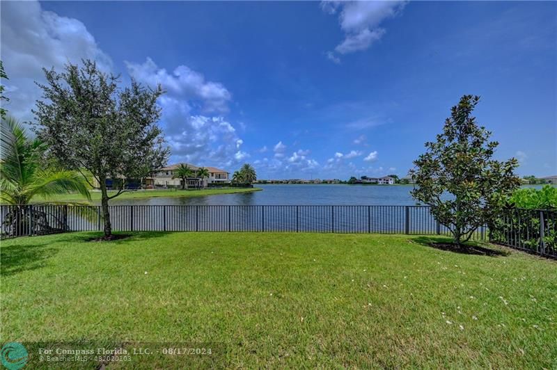 8631 Lakeside Bend Parkland, FL 33076 - Photo 56 of 71 a view of a back yard
