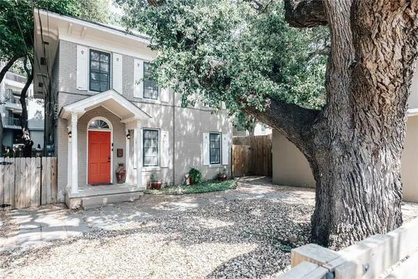 $2,350 | 2623 Salado Street, Unit A, Austin, TX 78705