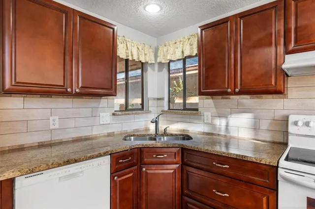 $295,000 | 361 Pinesong Drive, Casselberry, FL 32707