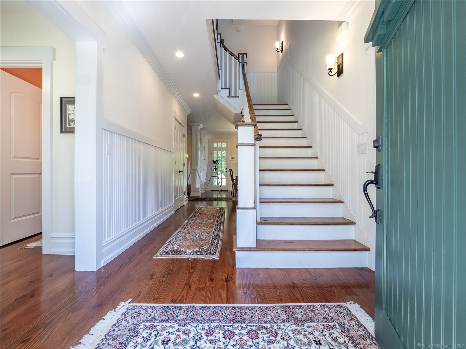 38 Honey Hill Road Wilton, CT 06897 - Photo 3 of 37