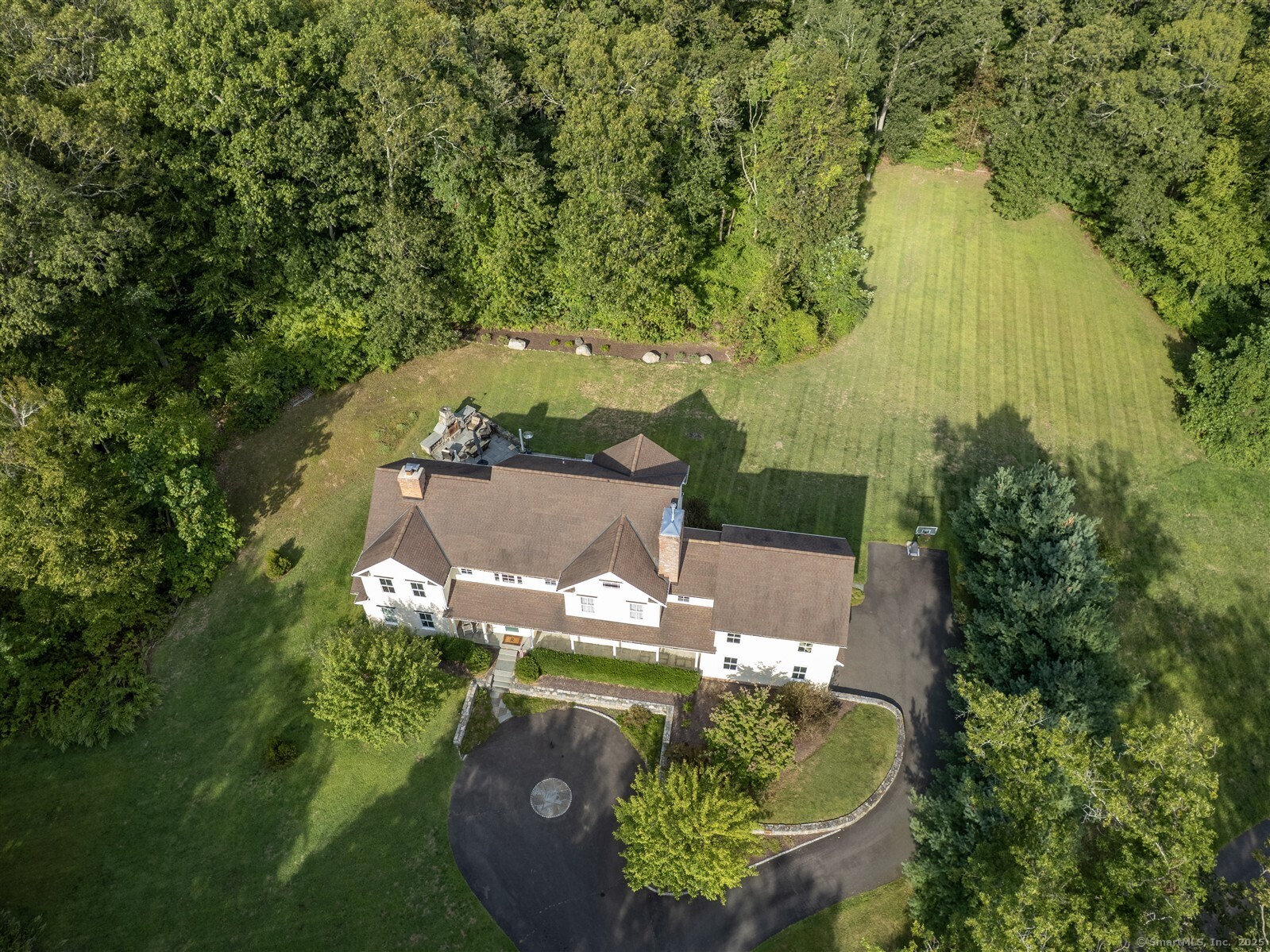 38 Honey Hill Road Wilton, CT 06897 - Photo 33 of 37