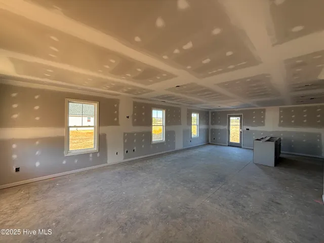 $319,950 | 99 Baxley Drive, Dunn, NC 28334