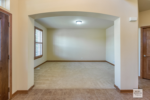 2180 Bartram Road North Aurora, IL 60542 - Photo 12 of 36