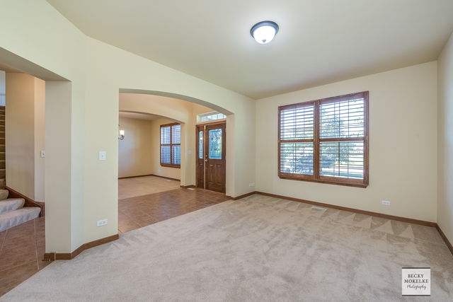 2180 Bartram Road North Aurora, IL 60542 - Photo 13 of 36