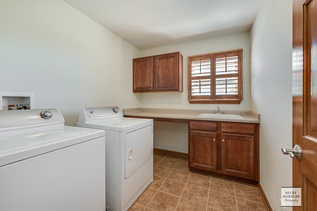 2180 Bartram Road North Aurora, IL 60542 - Photo 32 of 36