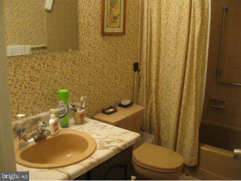 40 Magnolia Road Manahawkin, NJ 08050 - Photo 6 of 12