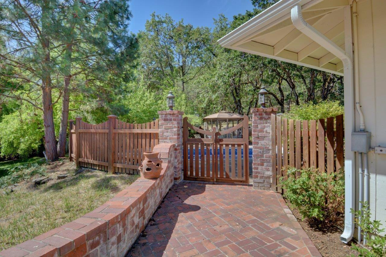2079 Knowles Road Medford, OR 97501 - Photo 17 of 25 Additional Photo