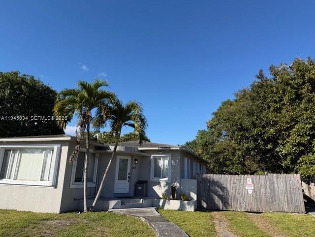 7 Northwest 116th Street Miami, FL 33168 - Photo 1 of 19