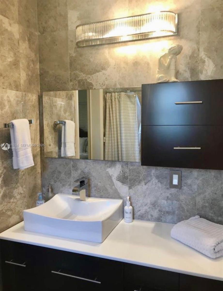 7 Northwest 116th Street Miami, FL 33168 - Photo 13 of 19