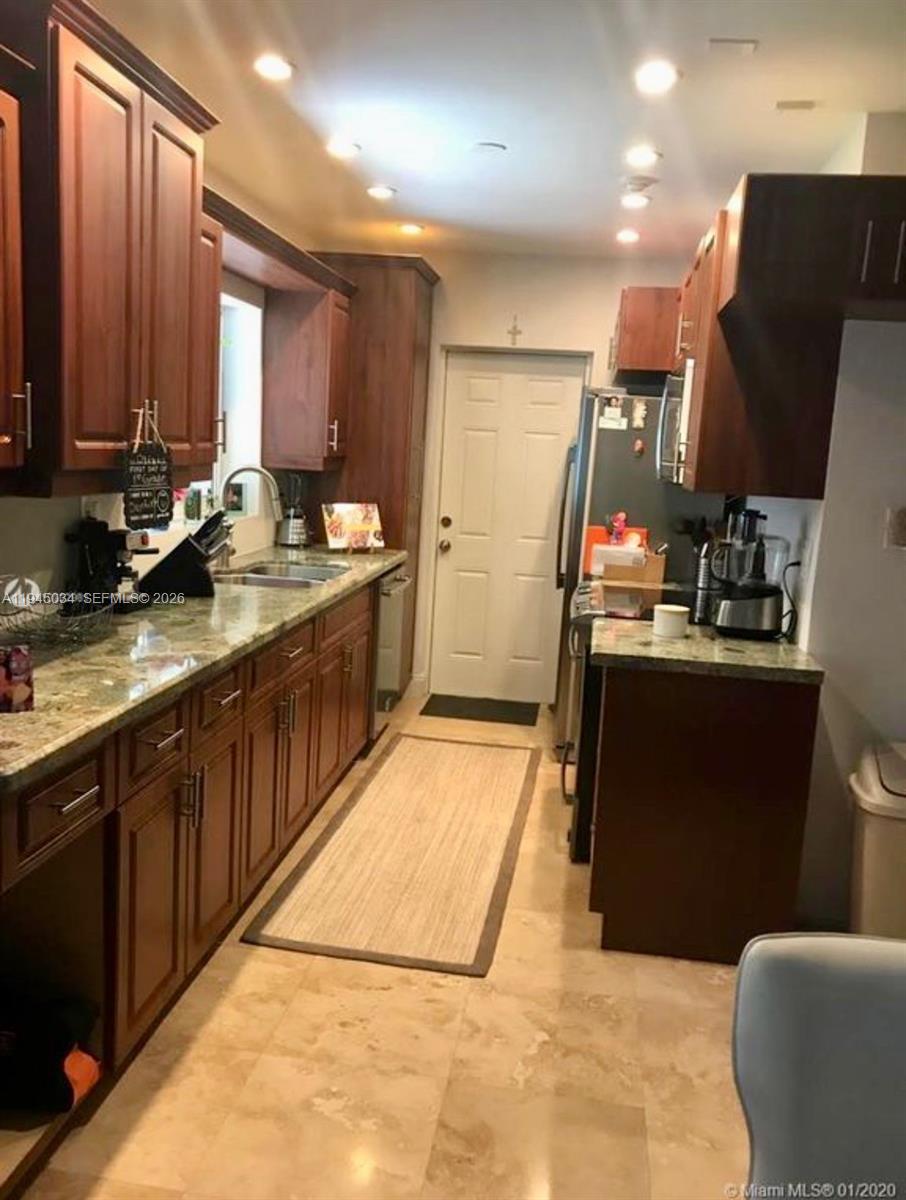 7 Northwest 116th Street Miami, FL 33168 - Photo 4 of 19