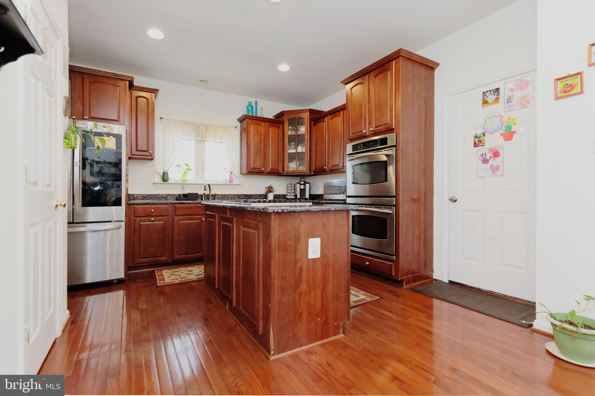 8283 Laurel Heights Loop Lorton, VA 22079 - Photo 14 of 51