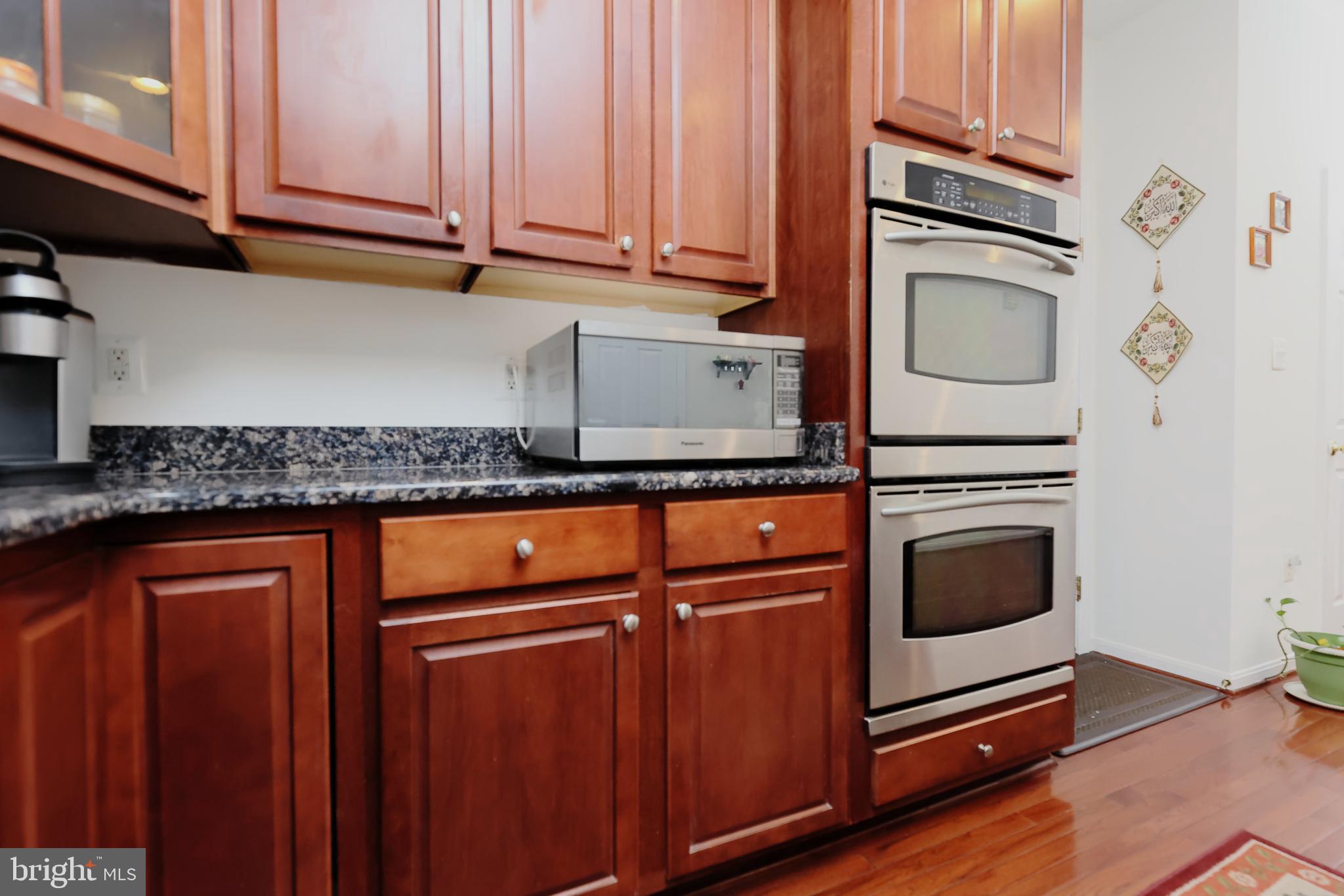 8283 Laurel Heights Loop Lorton, VA 22079 - Photo 15 of 51