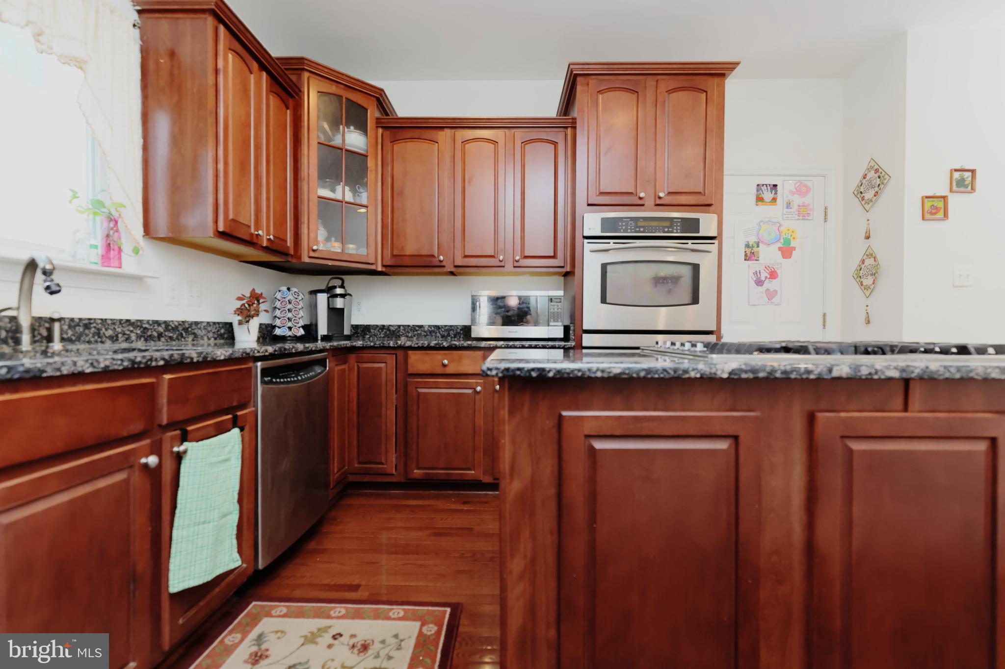 8283 Laurel Heights Loop Lorton, VA 22079 - Photo 16 of 51