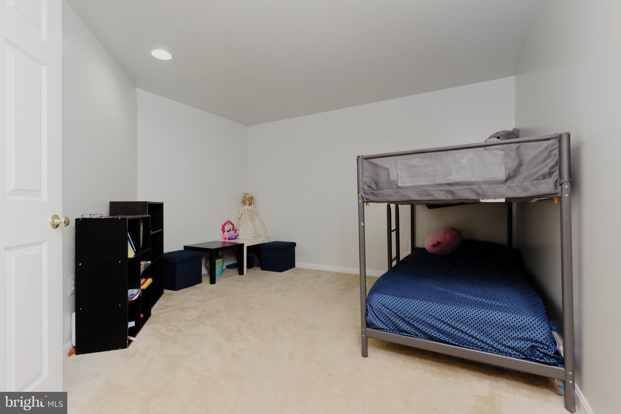 8283 Laurel Heights Loop Lorton, VA 22079 - Photo 45 of 51