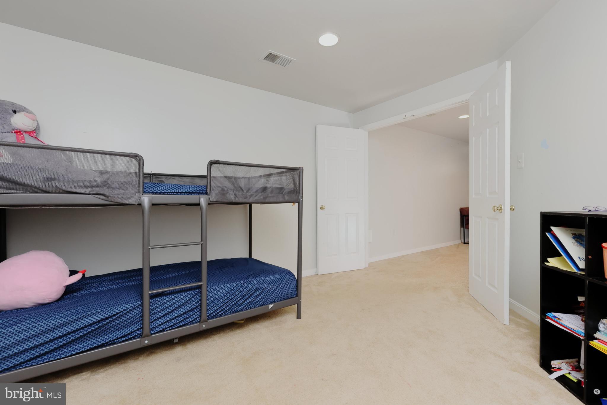 8283 Laurel Heights Loop Lorton, VA 22079 - Photo 46 of 51