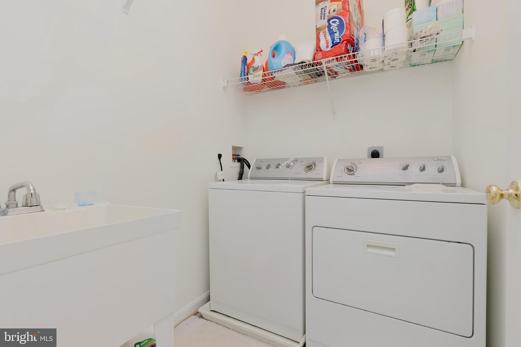 8283 Laurel Heights Loop Lorton, VA 22079 - Photo 47 of 51