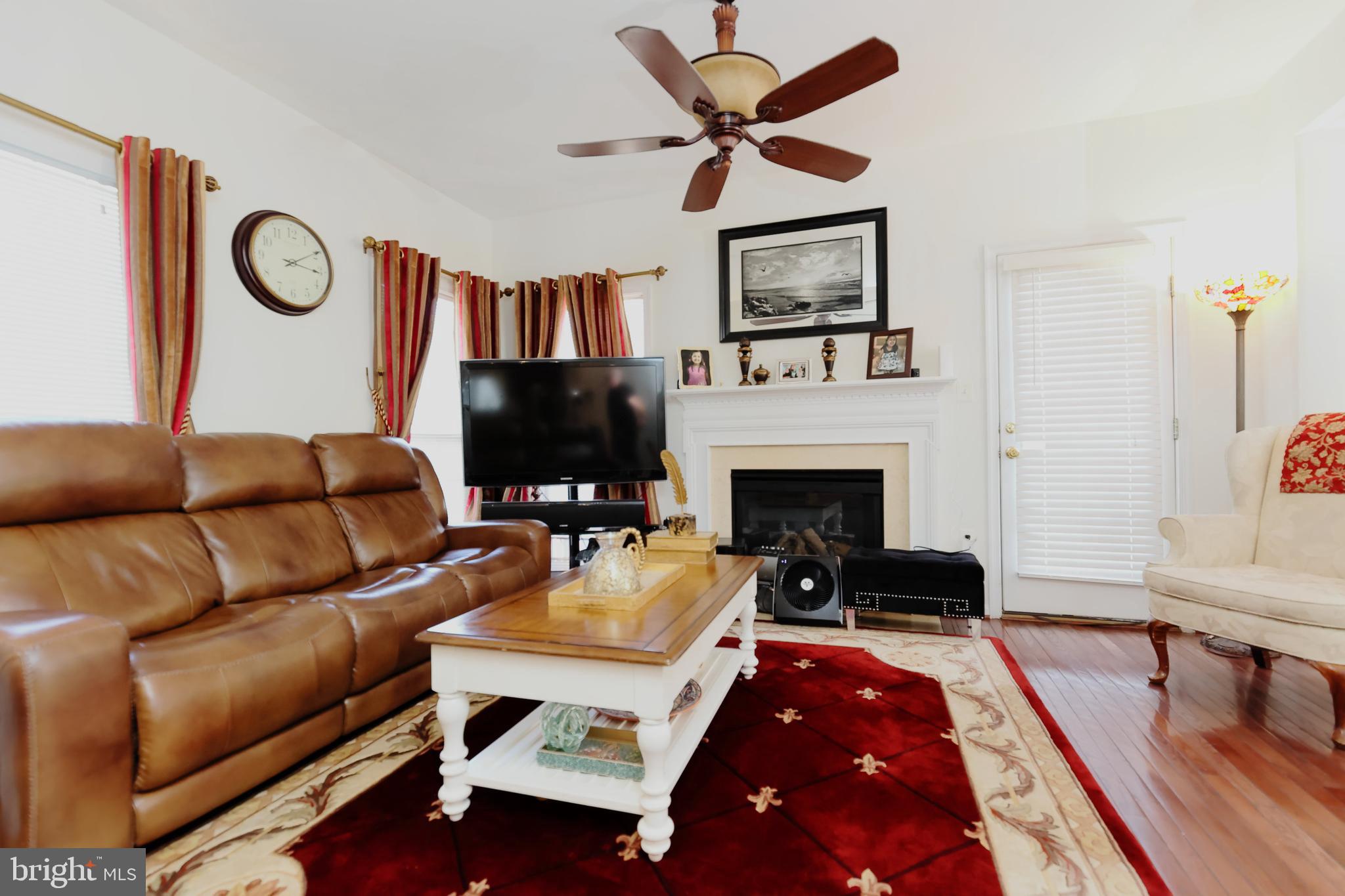 8283 Laurel Heights Loop Lorton, VA 22079 - Photo 10 of 51