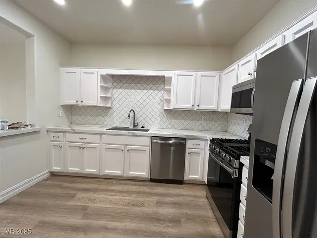 $2,050 | 9517 City Hill Court, Las Vegas, NV 89134