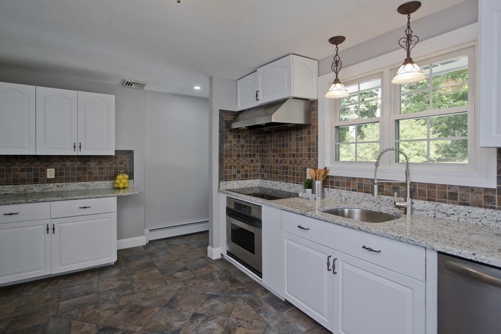 1052 Franklin Road Fitchburg, MA 01420 - Photo 15 of 39 Gallery Image 15