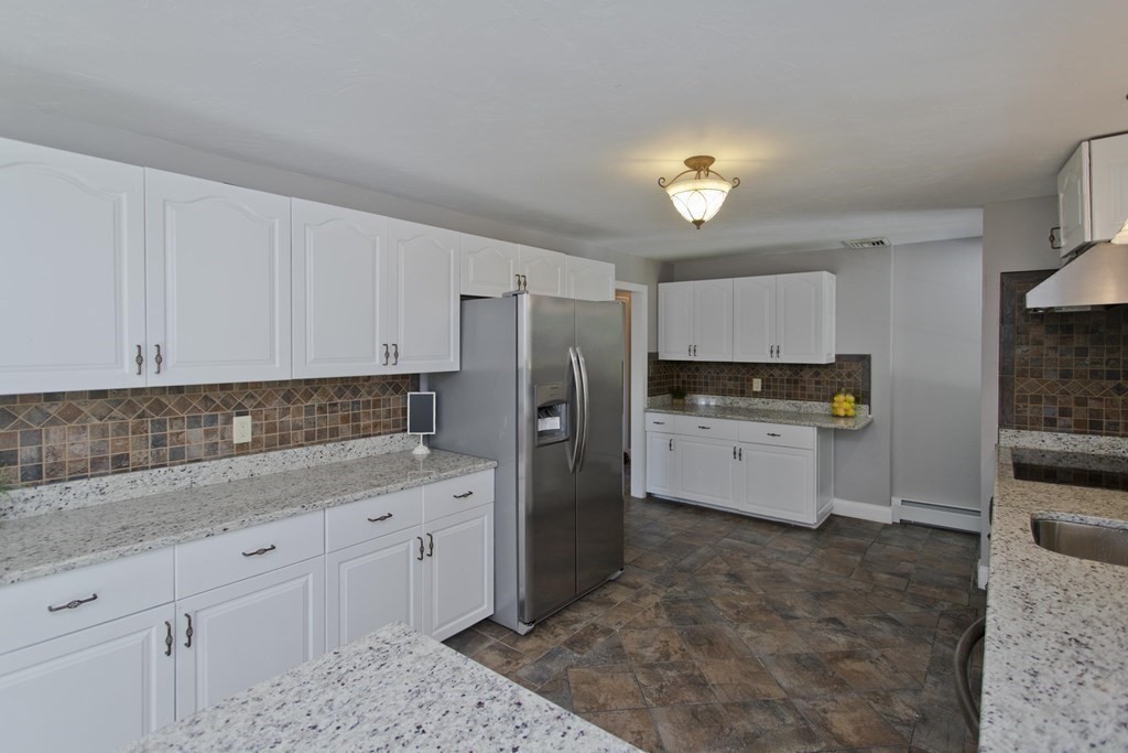 1052 Franklin Road Fitchburg, MA 01420 - Photo 19 of 39 Gallery Image 19