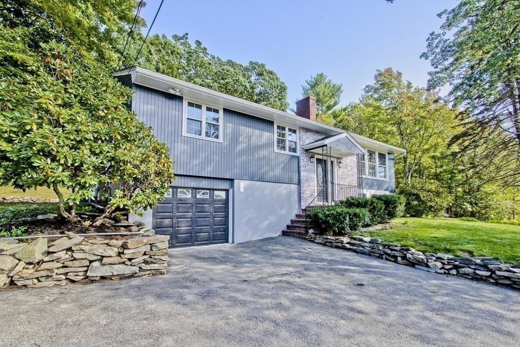 1052 Franklin Road Fitchburg, MA 01420 - Photo 3 of 39 Gallery Image 3