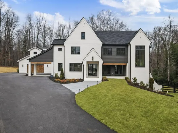 $2,500,000 | 1980 Birmingham Road, Milton, GA 30004