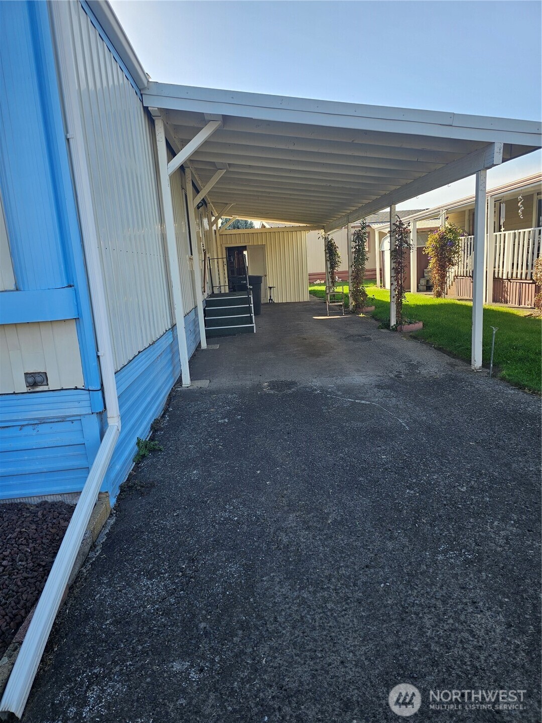 66 Jade Street Walla Walla, WA 99362 - Photo 3 of 10 a view of outdoor space and deck