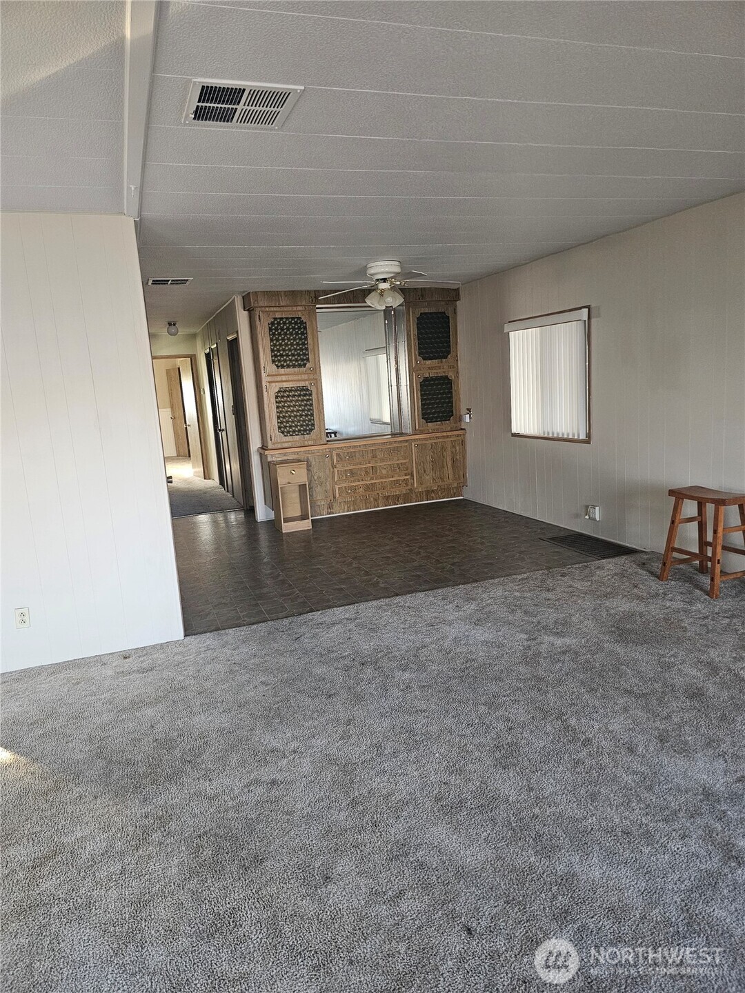66 Jade Street Walla Walla, WA 99362 - Photo 5 of 10 an empty room with windows