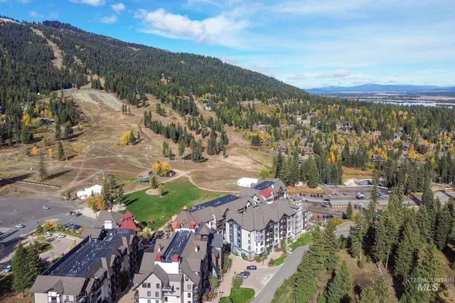 $495,000 | 720 Village Drive, Unit 311, Donnelly, ID 83615