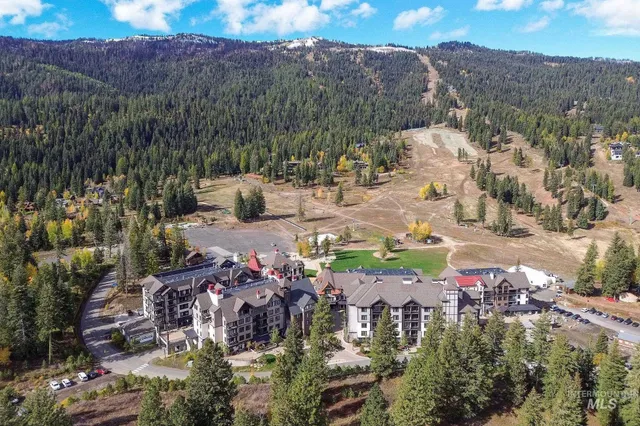 $495,000 | 720 Village Drive, Unit 311, Donnelly, ID 83615