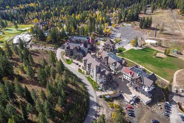 $495,000 | 720 Village Drive, Unit 311, Donnelly, ID 83615