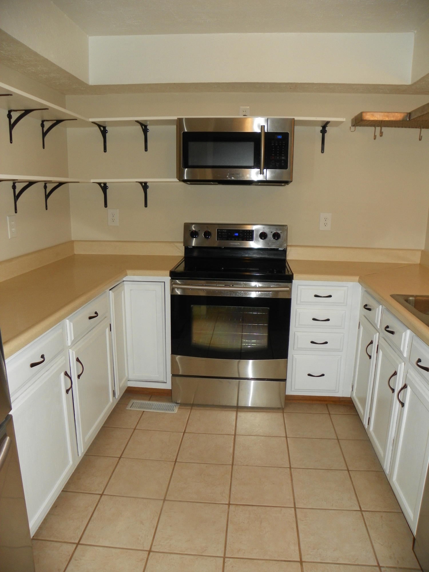 174 White Loop Road Clinton, TN 37716 - Photo 15 of 23 100_0605