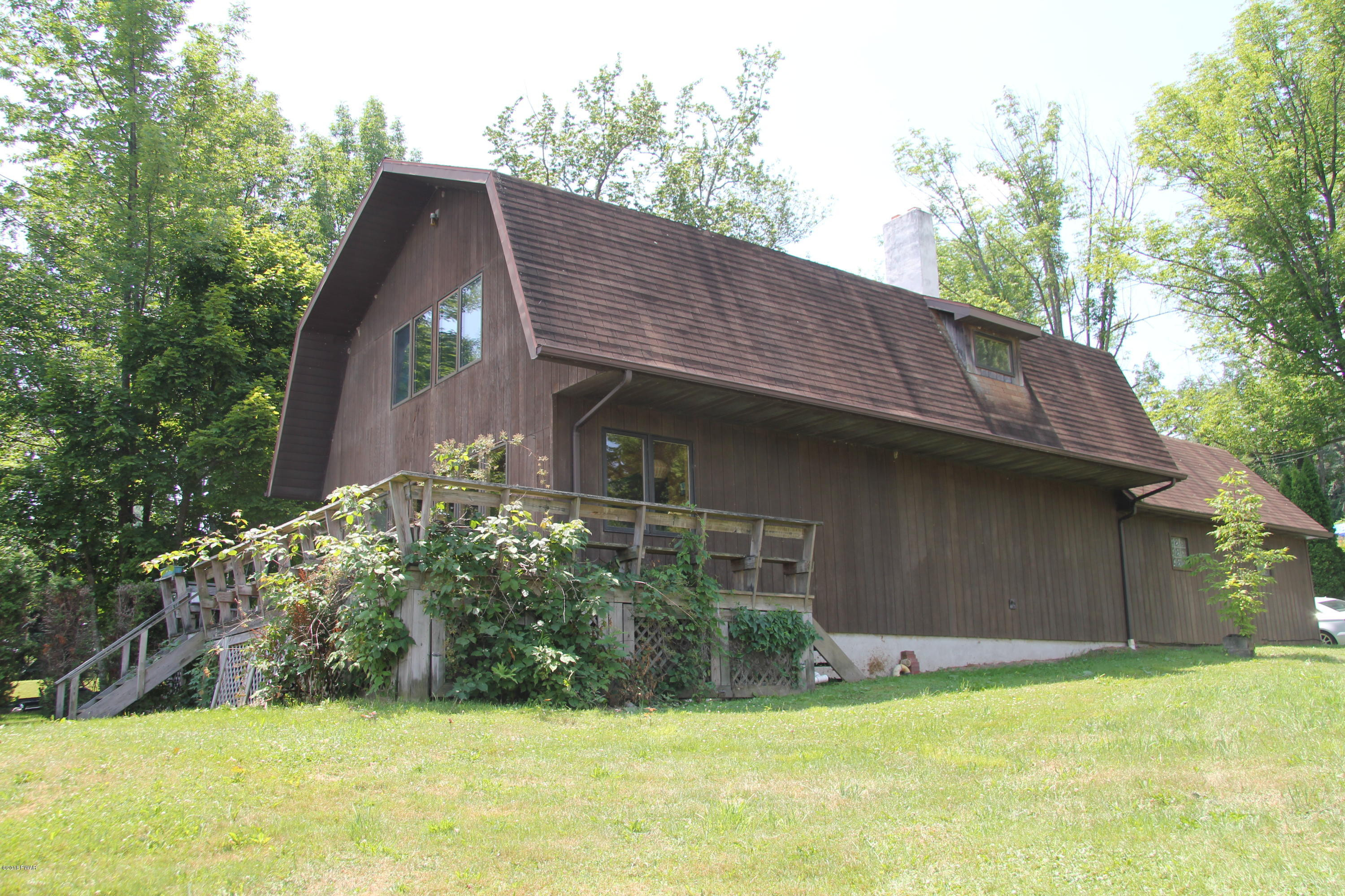 54 West Shore Road Waymart, PA 18472 - Photo 1 of 14