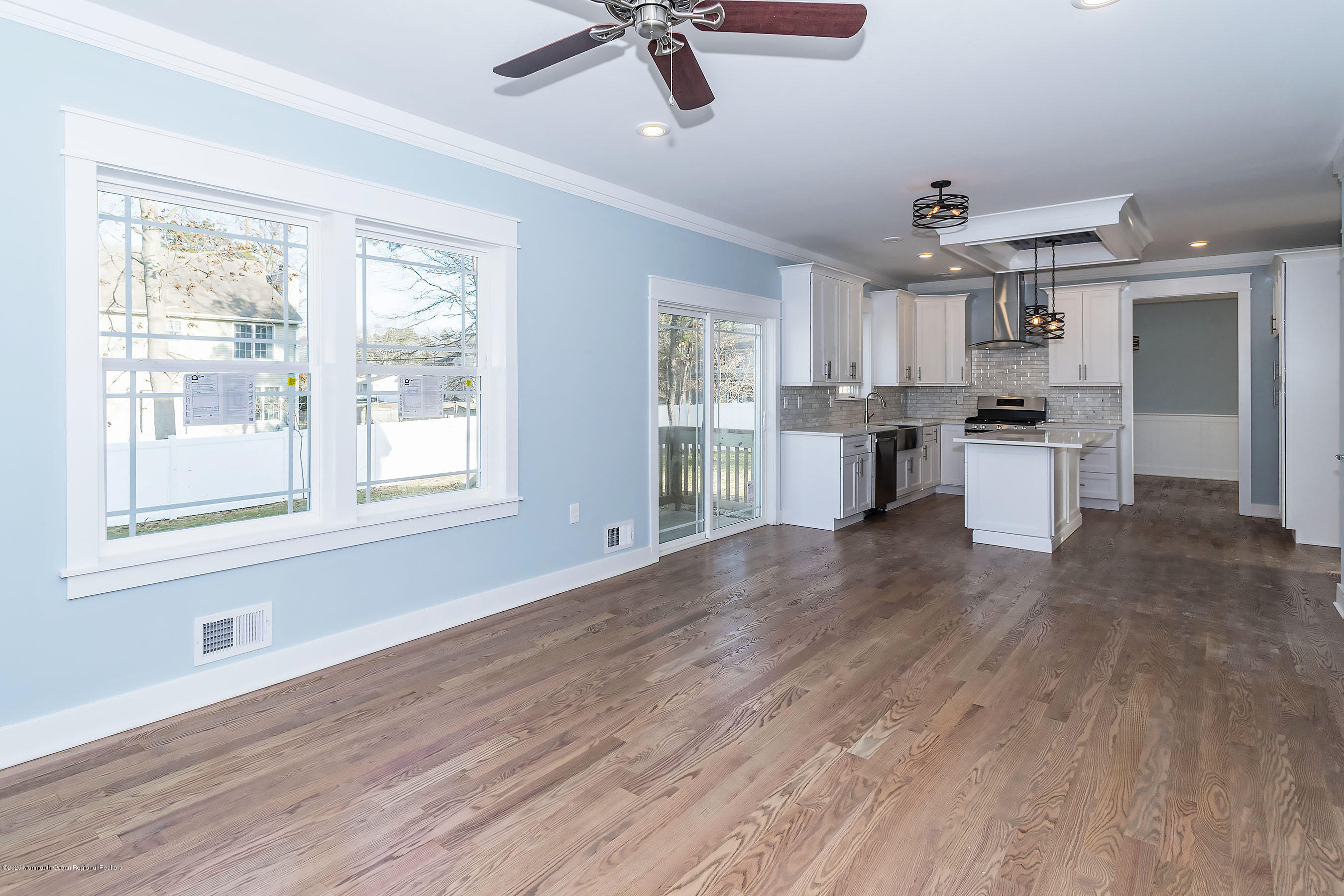 250 Sextant Road Manahawkin, NJ 08050 - Photo 4 of 32 Family2