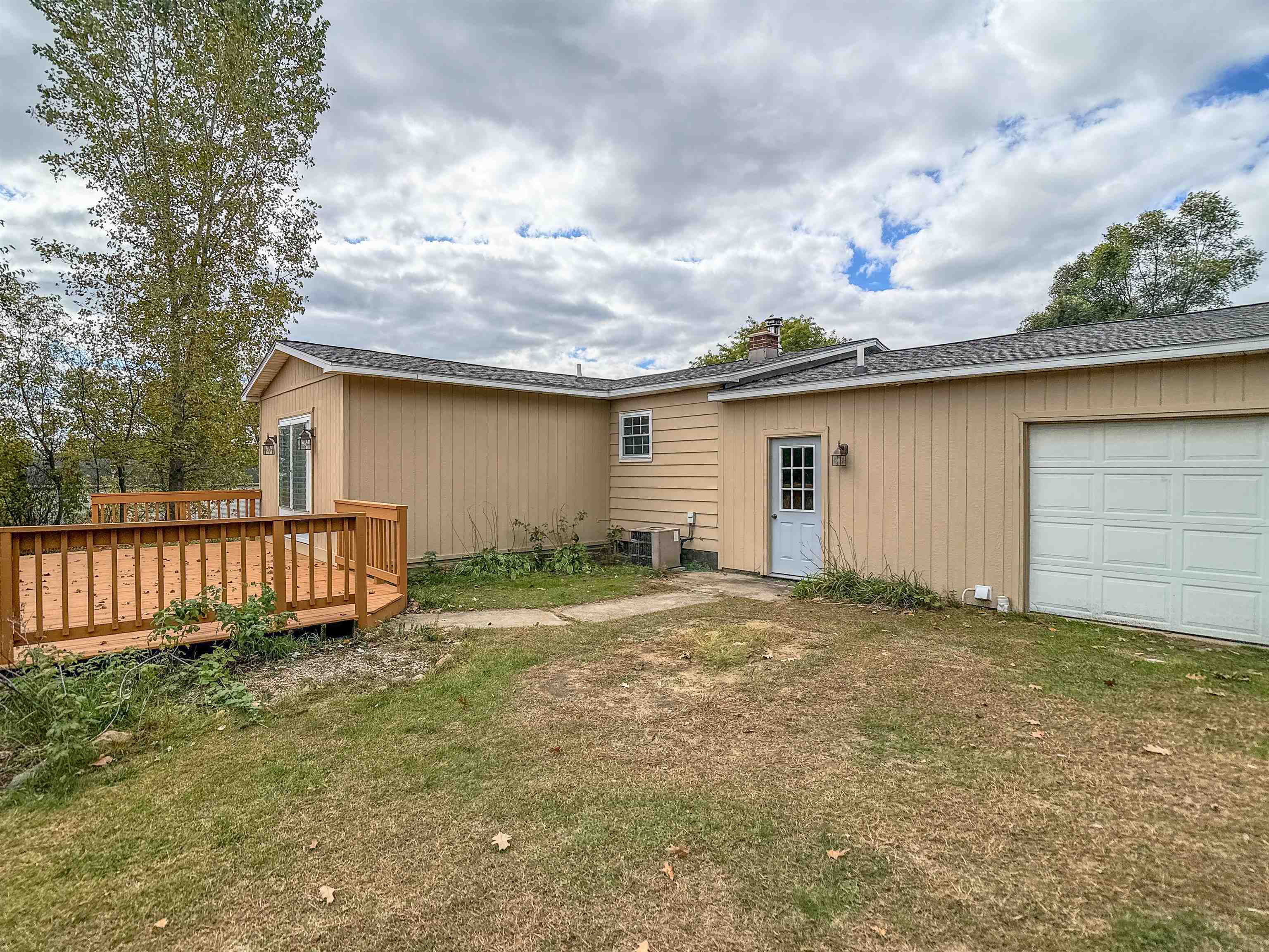 14392 North Vassar Road Millington, MI 48746 - Photo 40 of 95 50191154-2ac422e3-e454-4b03-abe9-ea9700af943a.JPG