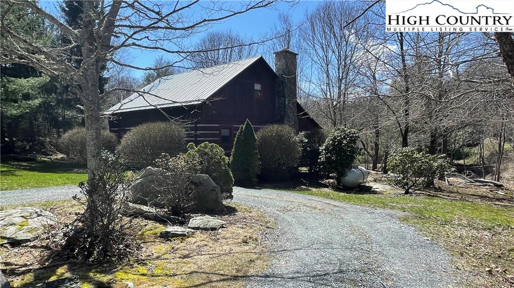 109 Lazy Way Boone, NC 28607 - Photo 4 of 25 Gallery Image 4
