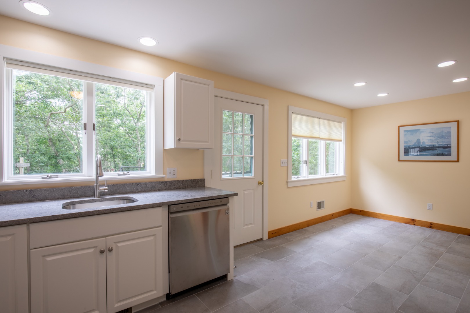 46 Meshacket Way Oak Bluffs, MA 02557 - Photo 13 of 27 Gallery Image 13
