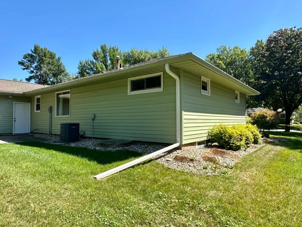 $239,900 | 1115 Elmhurst Avenue, Luverne, MN 56156