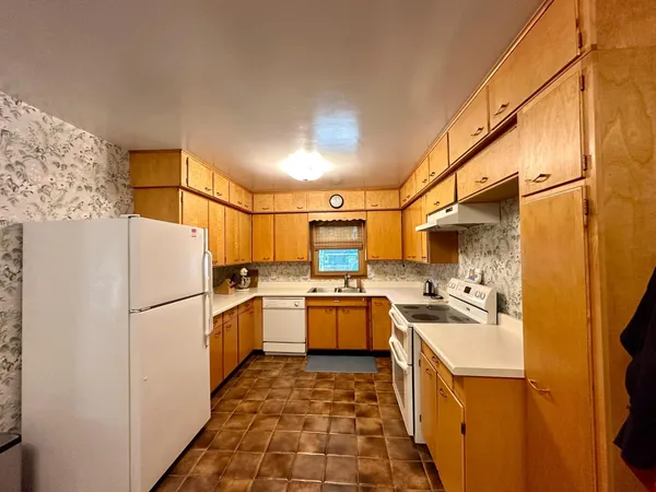 $239,900 | 1115 Elmhurst Avenue, Luverne, MN 56156
