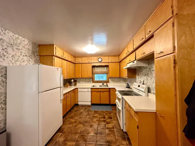 $239,900 | 1115 Elmhurst Avenue, Luverne, MN 56156